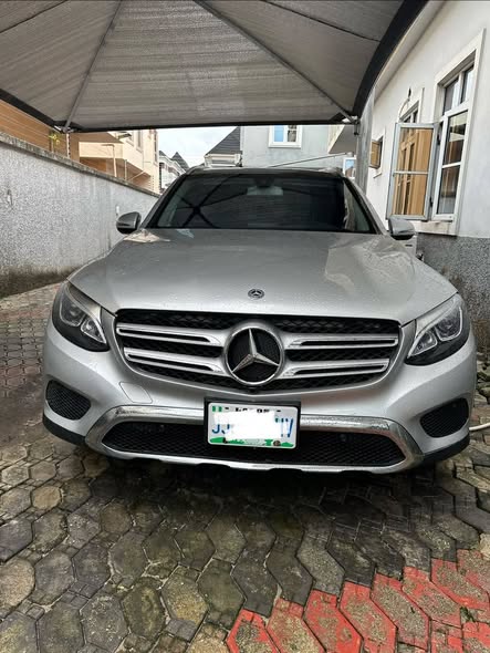 A picture of Mercedes Benz GLC 300 2018