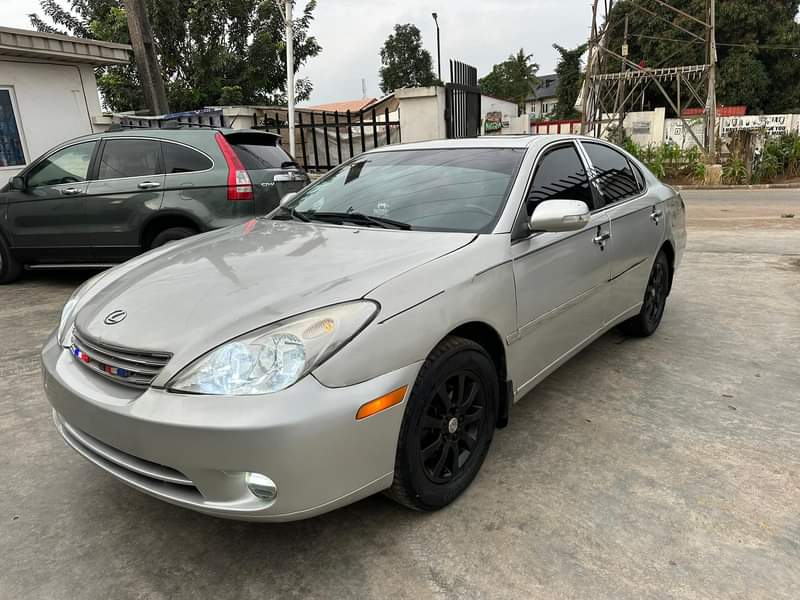A picture of KinzzyAuto s LTD 08109018982 5 300 000 Refer and earn