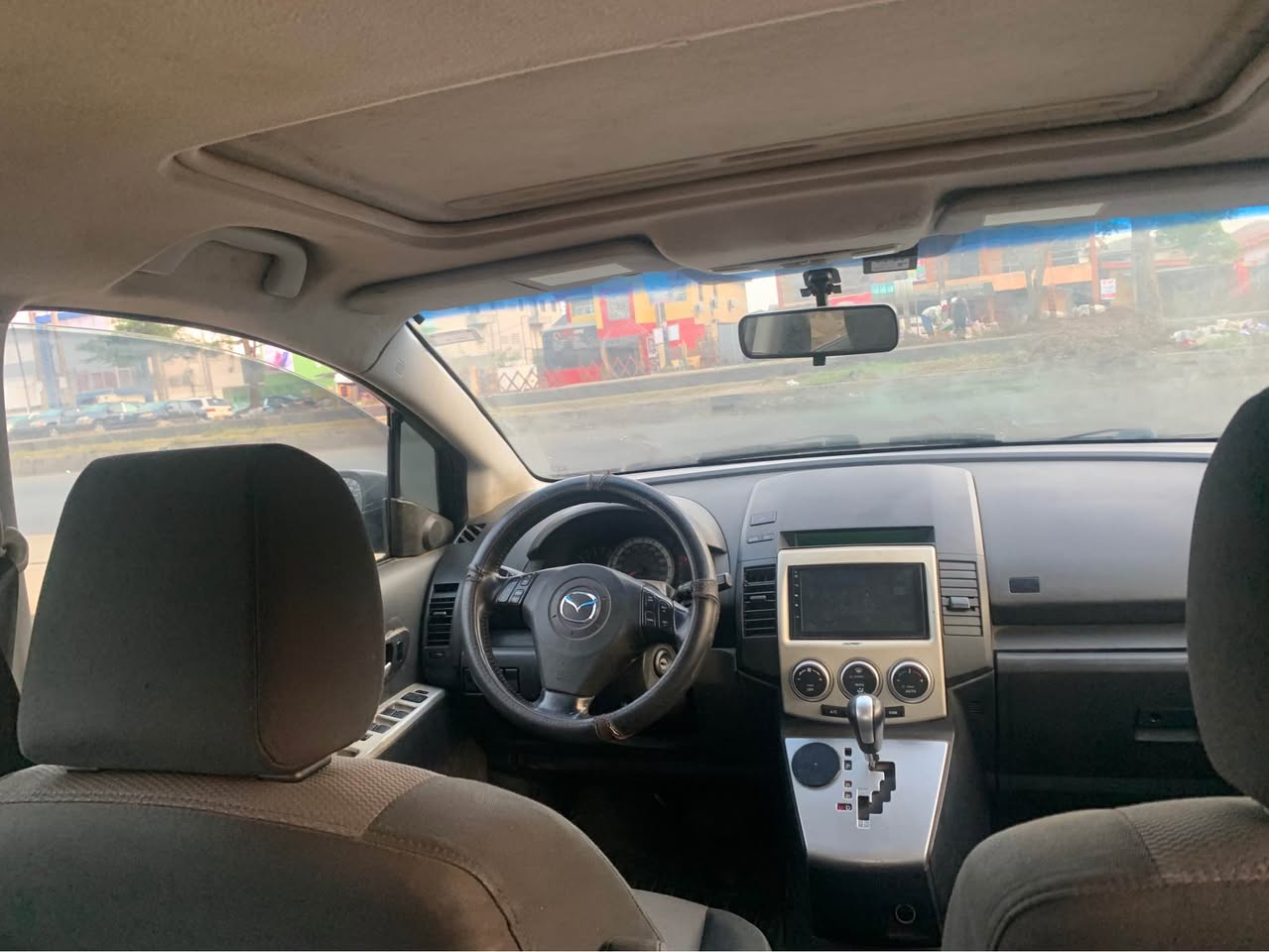 A picture of Mazda5