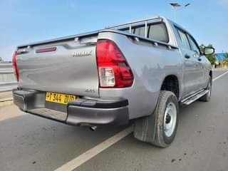 A picture of TOYOTA HILUX 0652564588