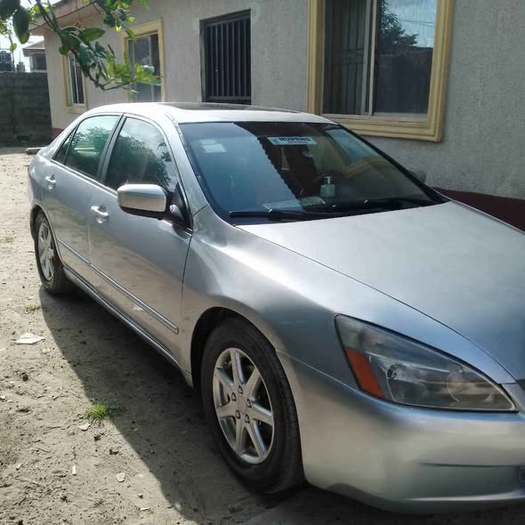 A picture of 2004 Honda Accord