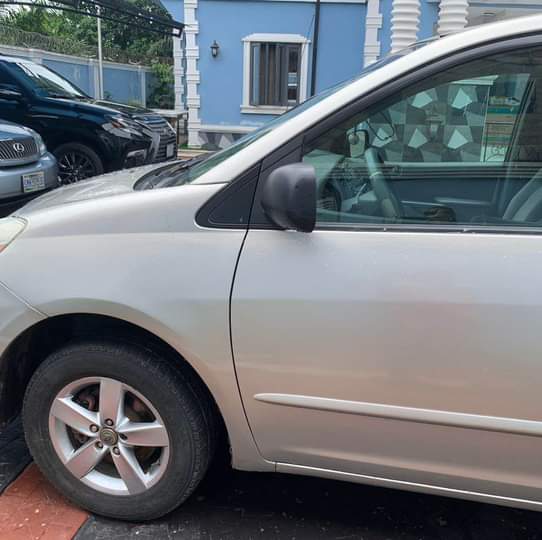 A picture of Toyota Sienna 2006 Naija used