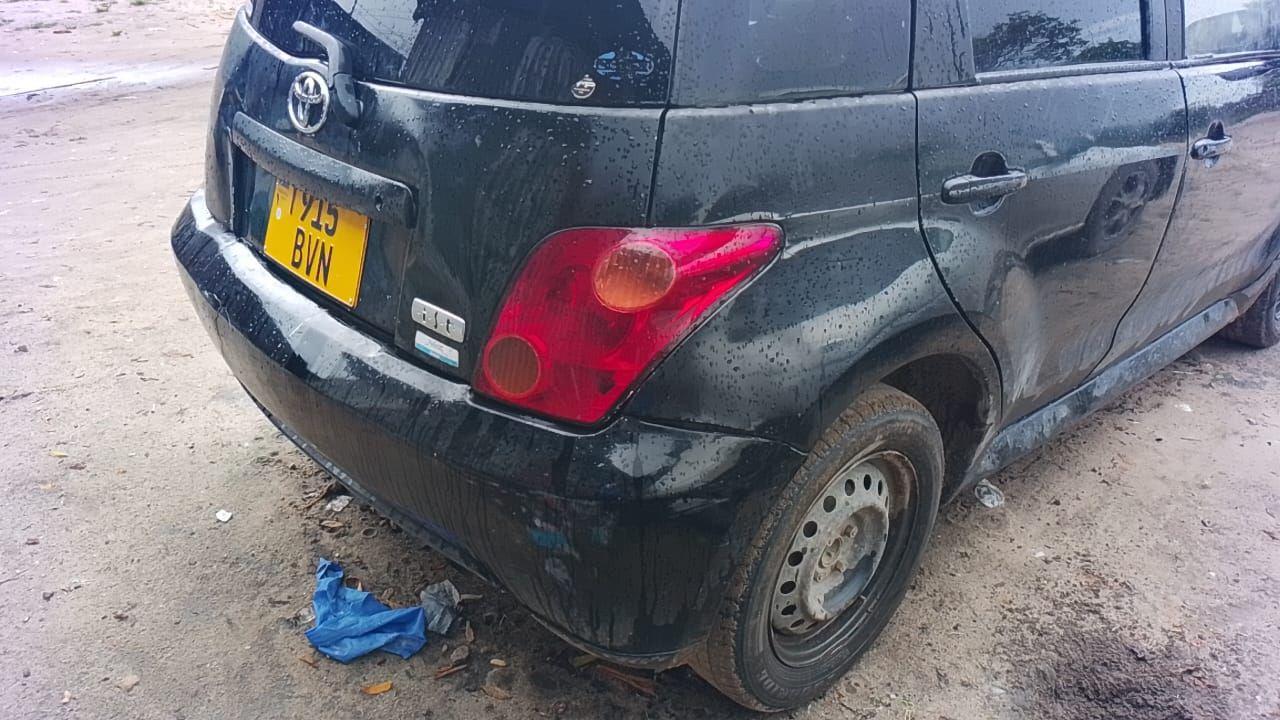 A picture of TOYOTA IST