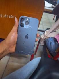 A picture of Iphone macho matatu