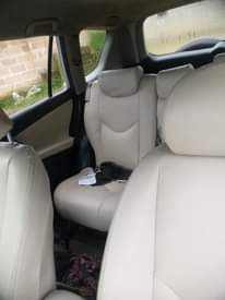 A picture of Rav4 2006