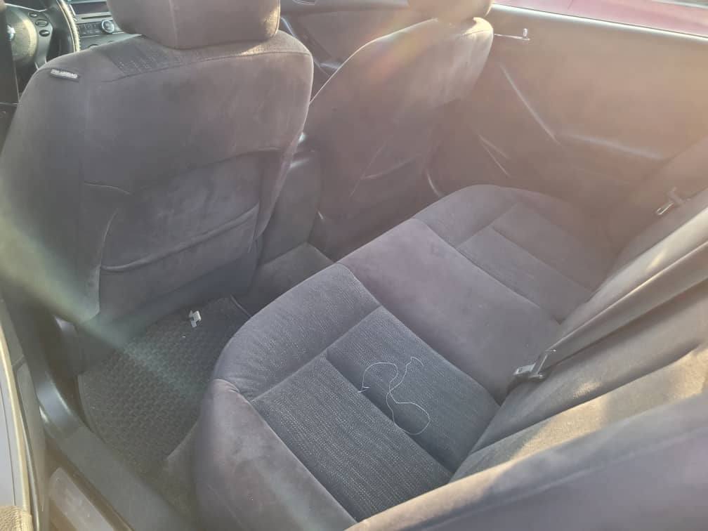 A picture of Distress Nissan with everything working perfectly ok for 2 9