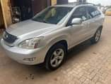 A picture of Extra clean deal First body Lexus Rx 330 2005 model