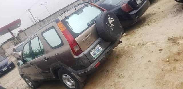 A picture of Honda crv 2005 model