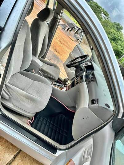 A picture of TOYOTA COROLLA O4