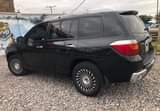 A picture of Few months used Toyota Highlander Year 2009