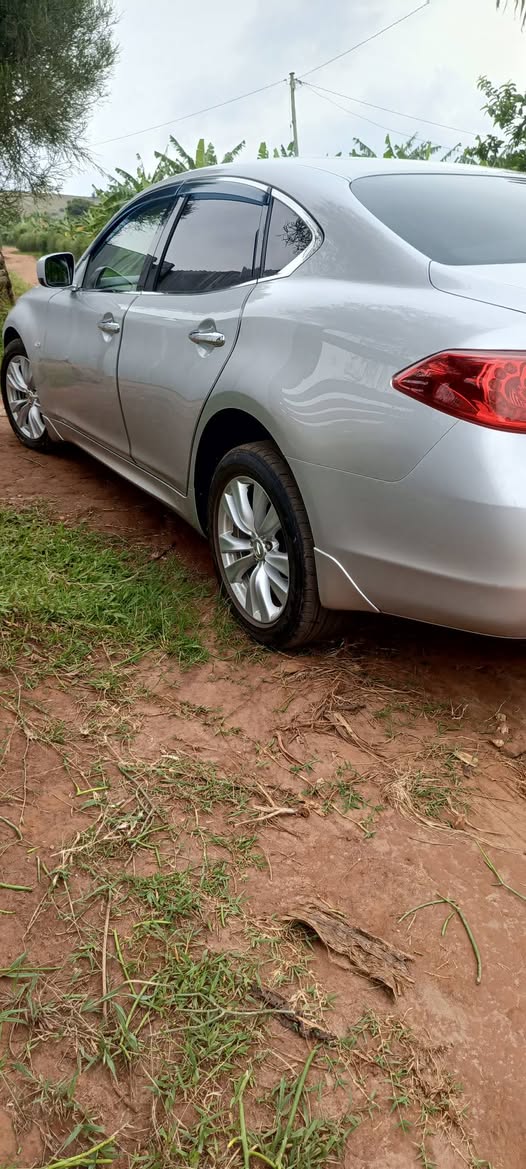 A picture of Nissan Fuga 2010