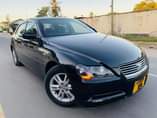 A picture of Toyota mark x