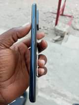 A picture of Nauza Redmi note 10 pro simu iko poa haina kipengere