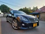 A picture of TOYOTA CROWN