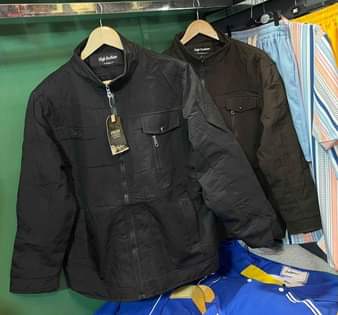 A picture of Jacket zipo pia Black