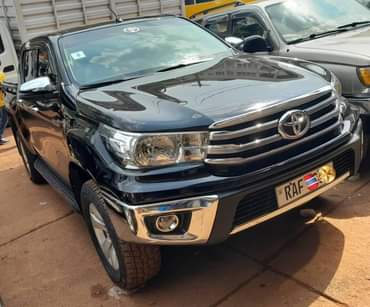 A picture of Car for sell TOYOTA REVOLUTION