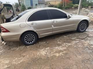 A picture of Distress sales Mercedes Benz C180 4plugs engine Belgium standard Ac