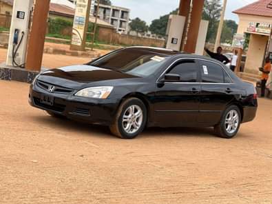 A picture of Distress sale Sarii deal urgent money needed Honda accord 2007