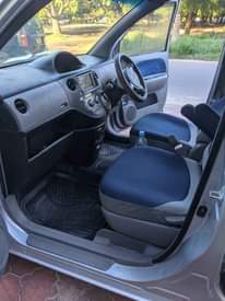 A picture of Toyota sienta