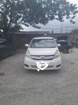 used toyota ist
