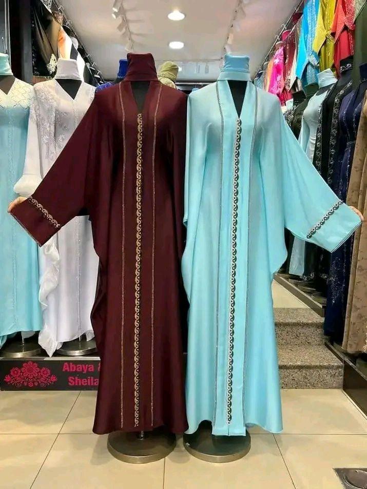 A picture of Abayaas for women at wholesale prices