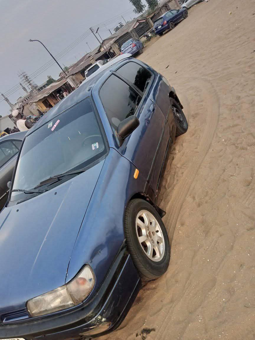 A picture of Nissan sunny