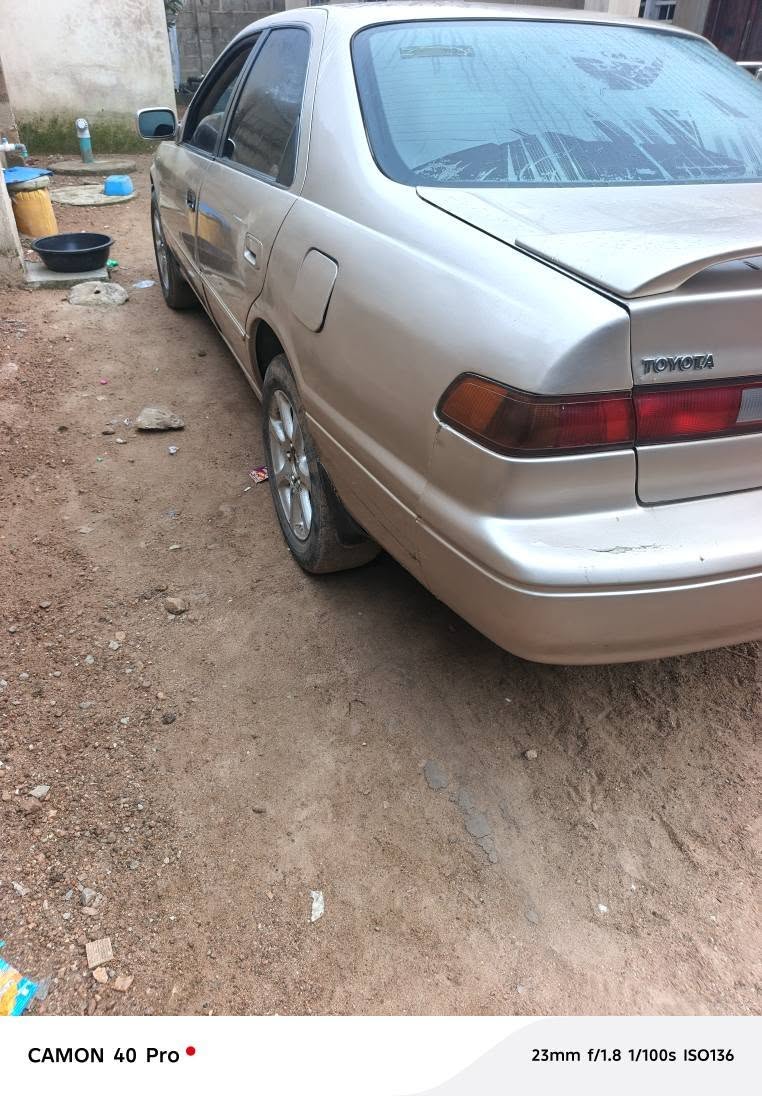 A picture of Toyota pencil camry