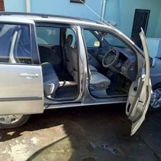 A picture of Car