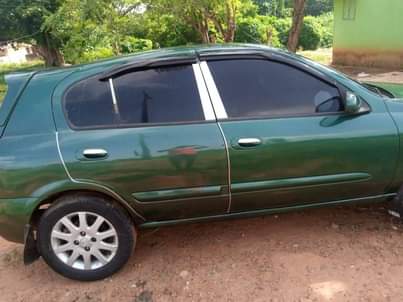 A picture of 2002 Nissan Almera Sporty