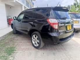 A picture of TOYOTA VANGUARD