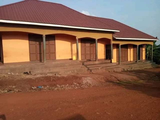 houses matugga