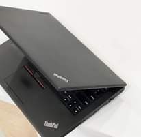 A picture of Lenovo thinkpad X270