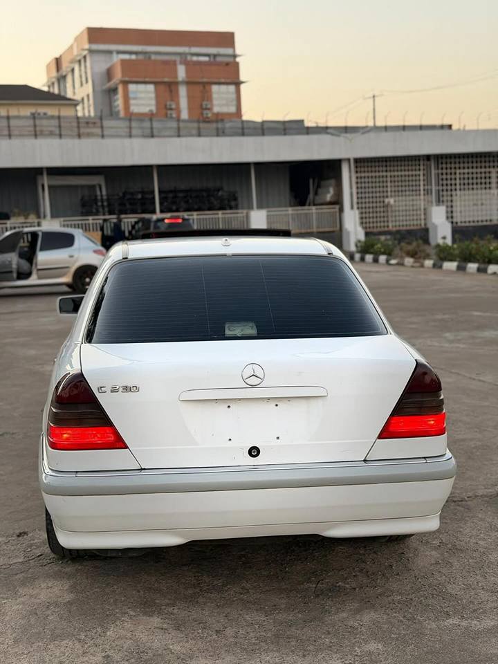 A picture of C230