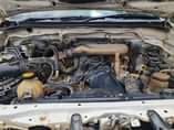 A picture of Toyota hilux iyo Gary mpyaa aijarudiwa rang ni engine 2kd