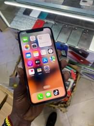 A picture of iPhone X 470 000 64GB STORAGE NO FACE ID SWAP