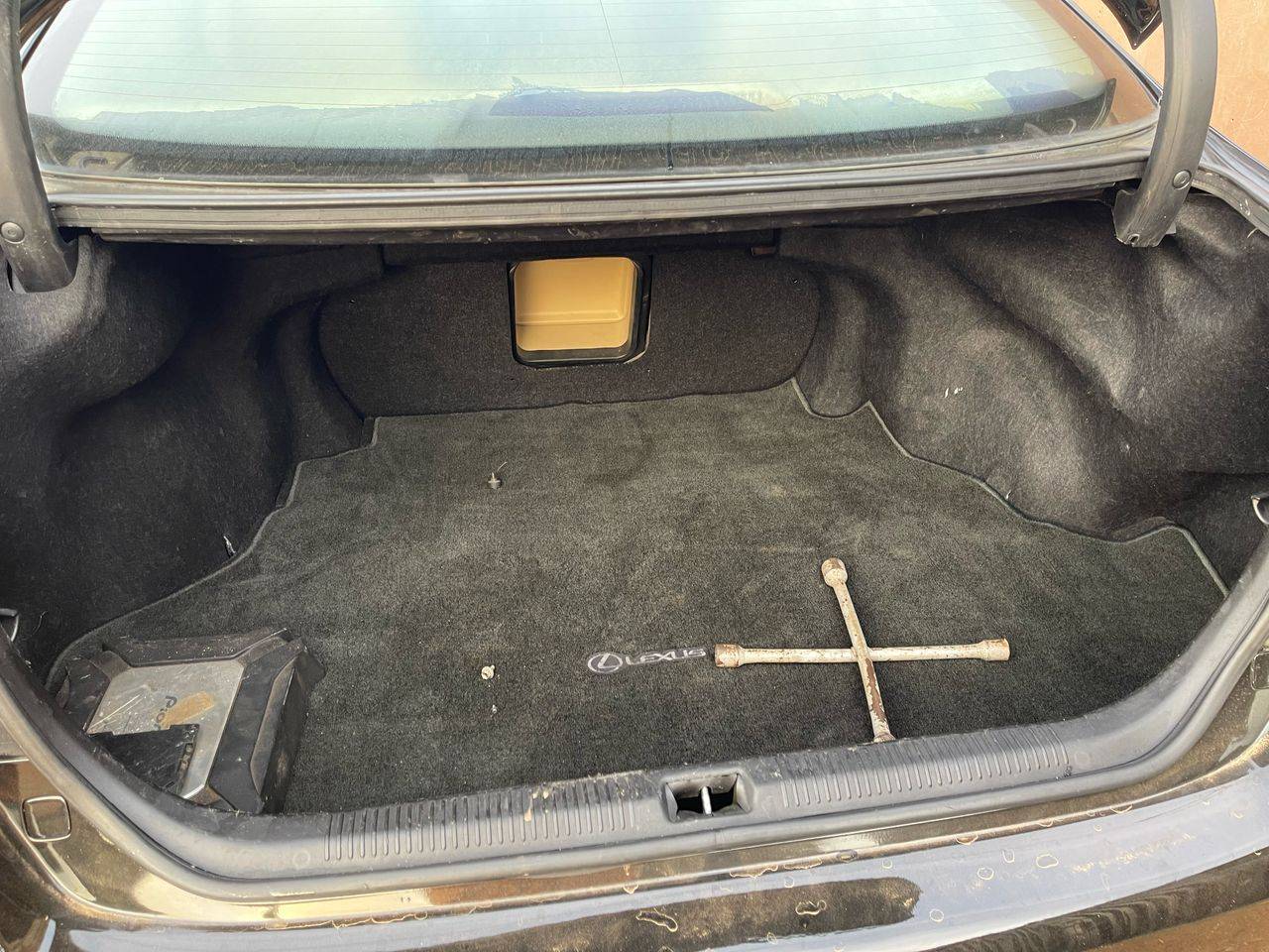 A picture of Es350 Lexus 08 upgraded 010