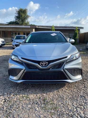 A picture of FOREIGN USED TOYOTA CAMRY 2018 2019 MODEL WITH ORIGINAL CUSTOM