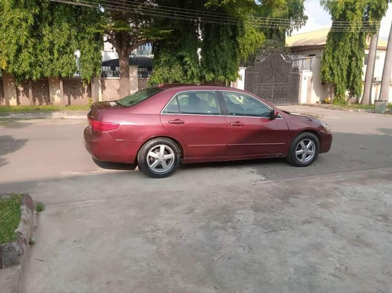 A picture of Sound neatly used 05 Honda Accord EOD Sound engine smooth