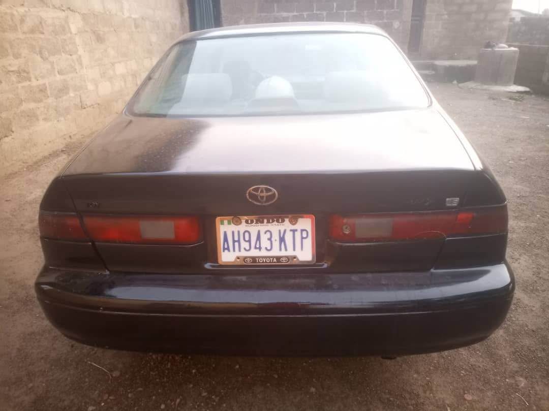 A picture of Tiny light Camry