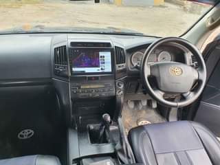 A picture of Land Cruiser V8 For Sals