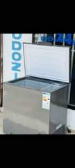A picture of Freezer Hisense Lita 200 Mpya Sana Laki tano na 80