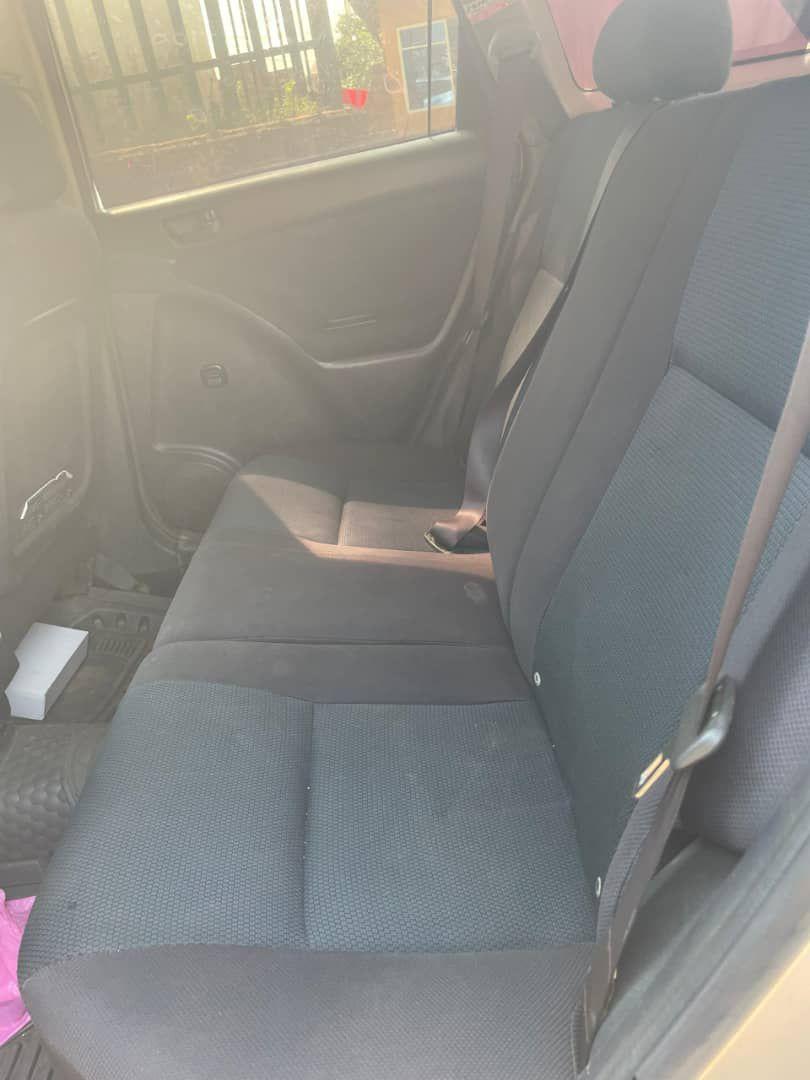 A picture of 2007 Toyota Matrix 07 2007 09161705987