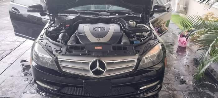 A picture of 2011 C 300 toks