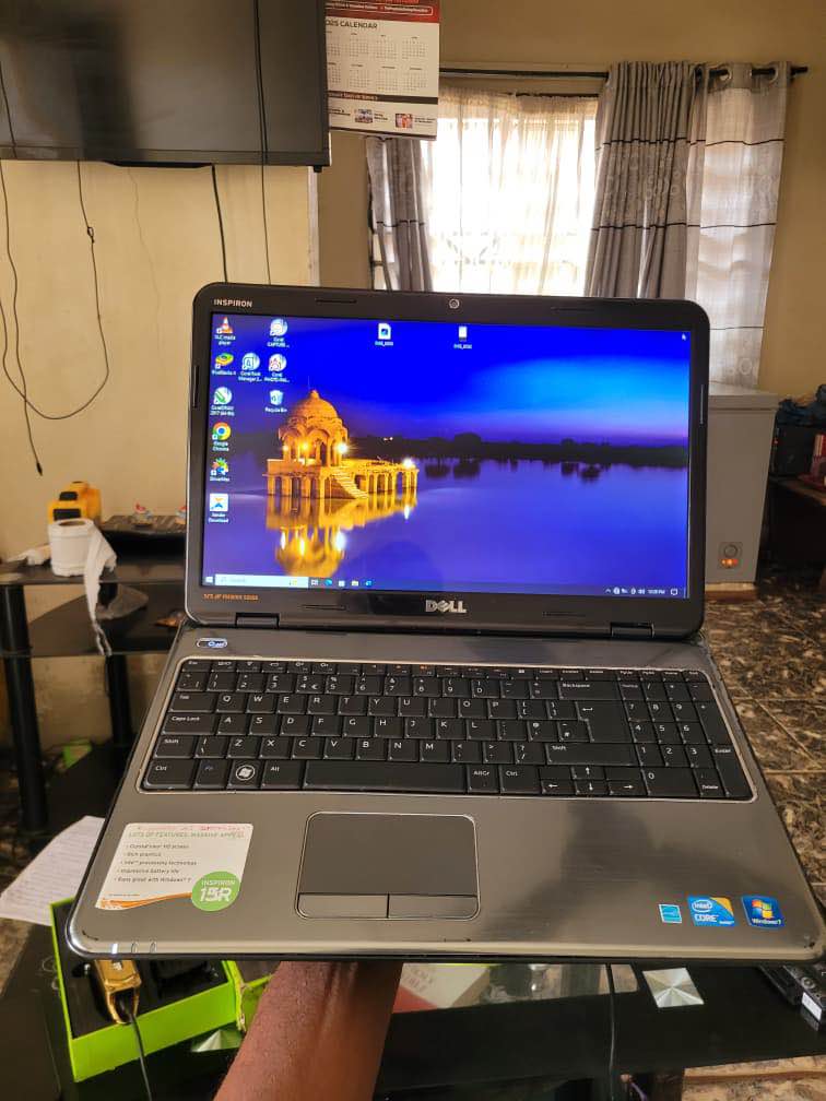 A picture of Selling my Dell Inspiron 15R 6Gb ram 320Gb rom core