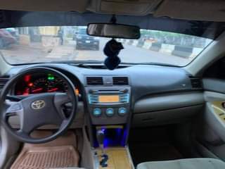 A picture of 2006 Toyota camry 3 5million 2006