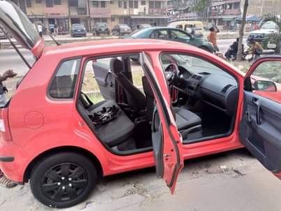 A picture of 2004 Volkswagen Golf
