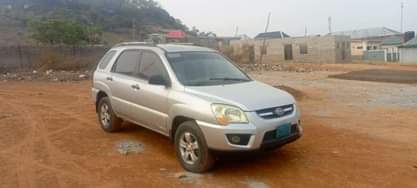A picture of Well maintained Nigerian used Kia 2010 model Perfect condition Nothing