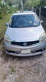 nissan lafesta
