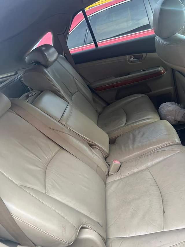 A picture of 2006 Lexus RX330