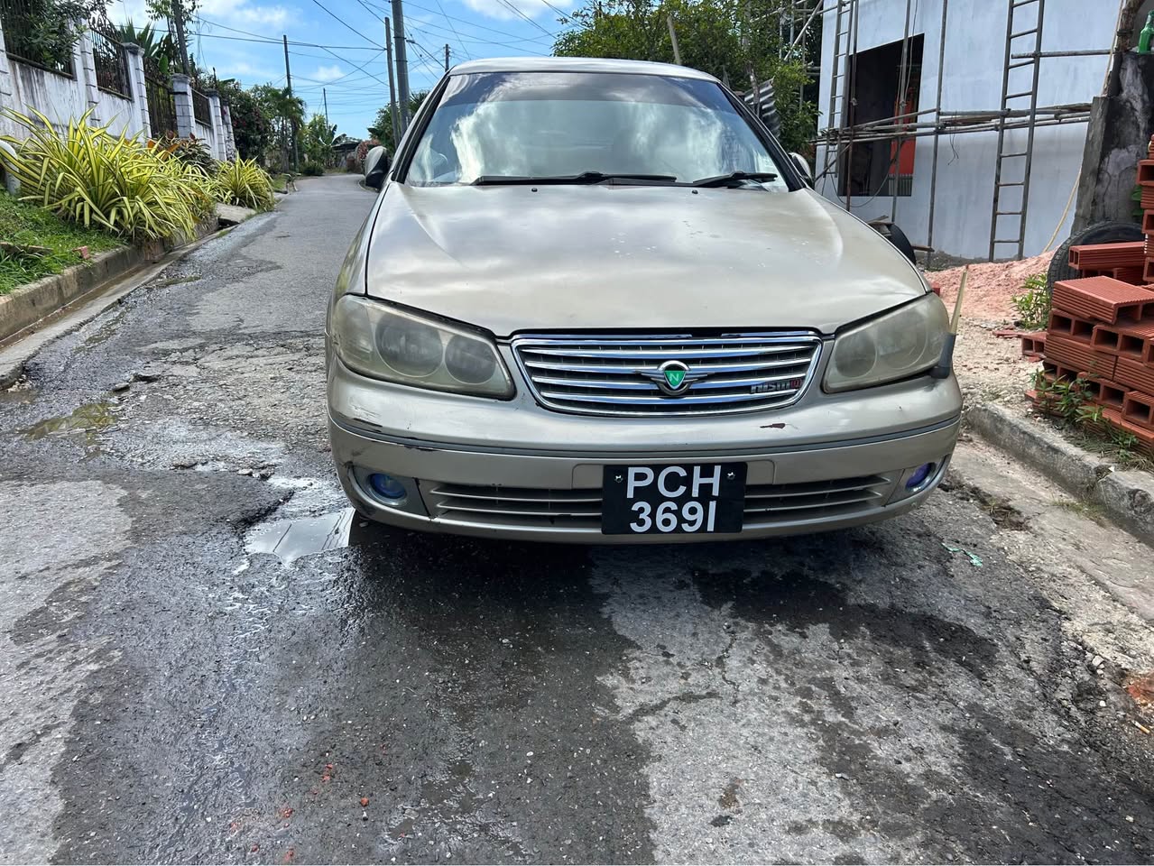 nissan